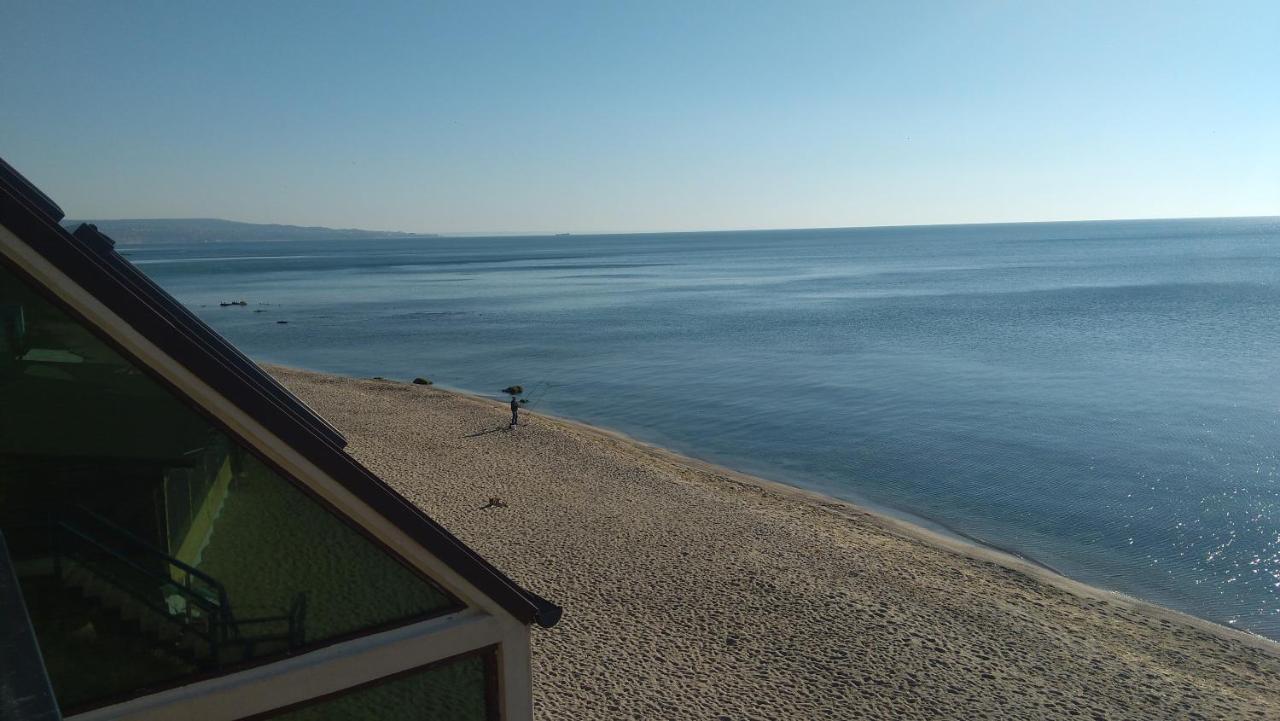 Hemingway Rooms In Happy Beach Varna Eksteriør billede