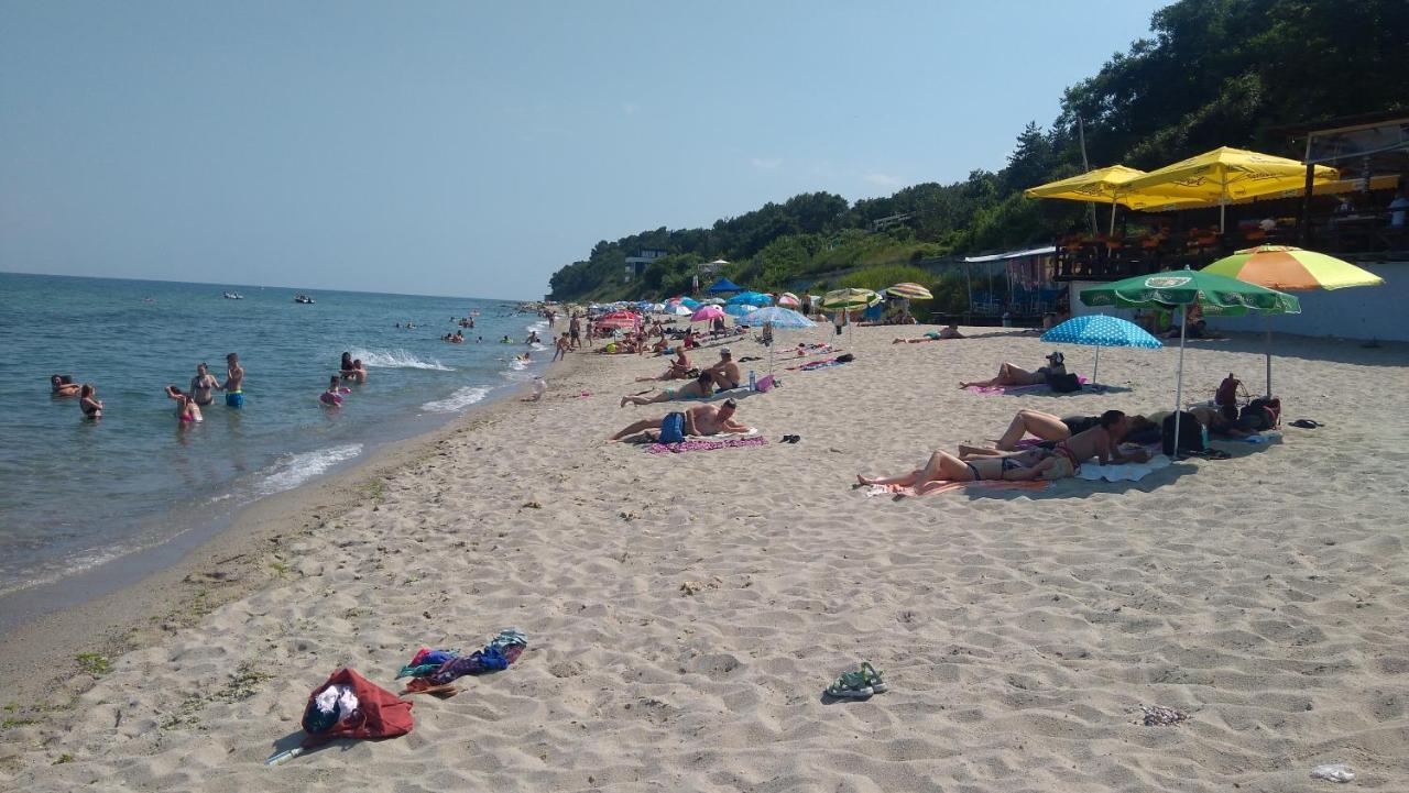 Hemingway Rooms In Happy Beach Varna Eksteriør billede