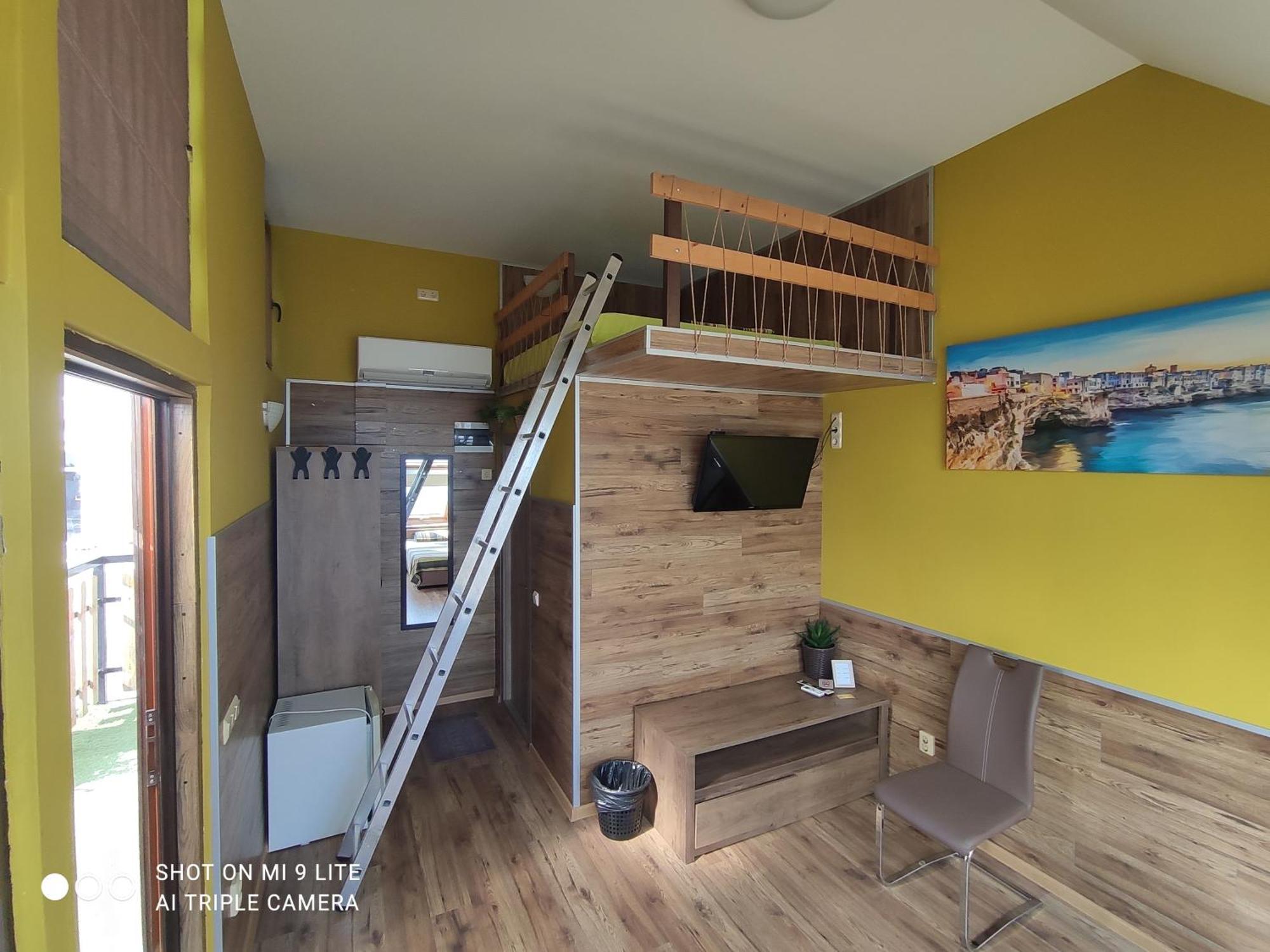 Hemingway Rooms In Happy Beach Varna Eksteriør billede