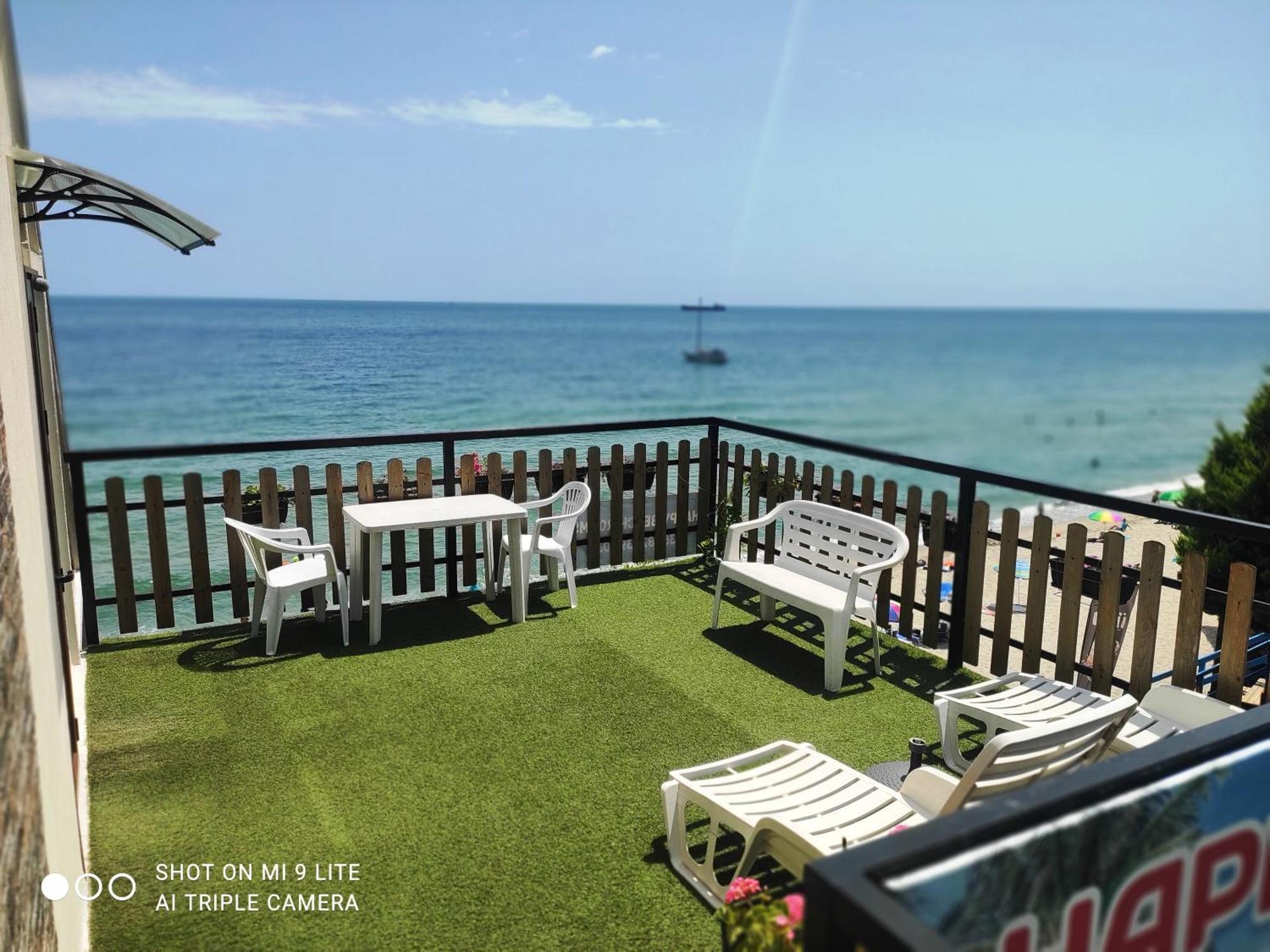 Hemingway Rooms In Happy Beach Varna Eksteriør billede